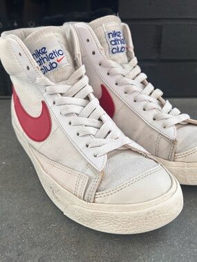 Nike Athletic Club High Top Sneakers Women’s Size 9.5 White Red Vintage Style